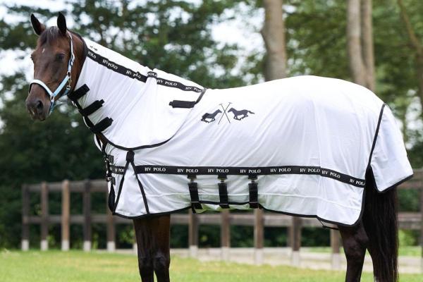 What Keeps Flies Away From Horses? - Fly rugs for horses